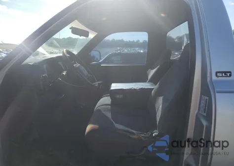 2001 Dodge Ram 1500 z USA, uszkodzony, nr VIN 1B7HC16Y31S197524